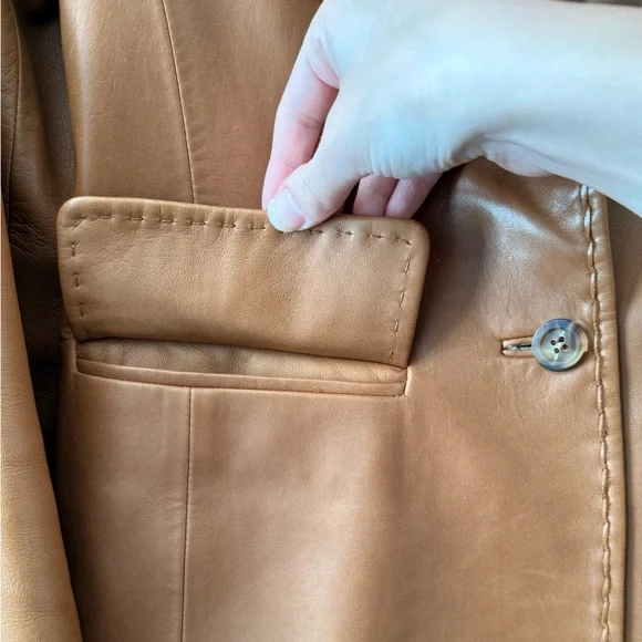 Italian Vintage Tan Leather Blazer - Picture 3 of 7